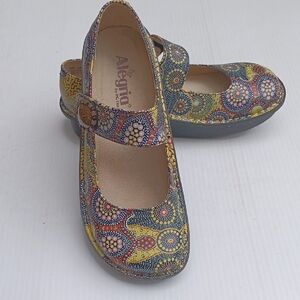 Alegria Women's Multicolor Patterned Mules
